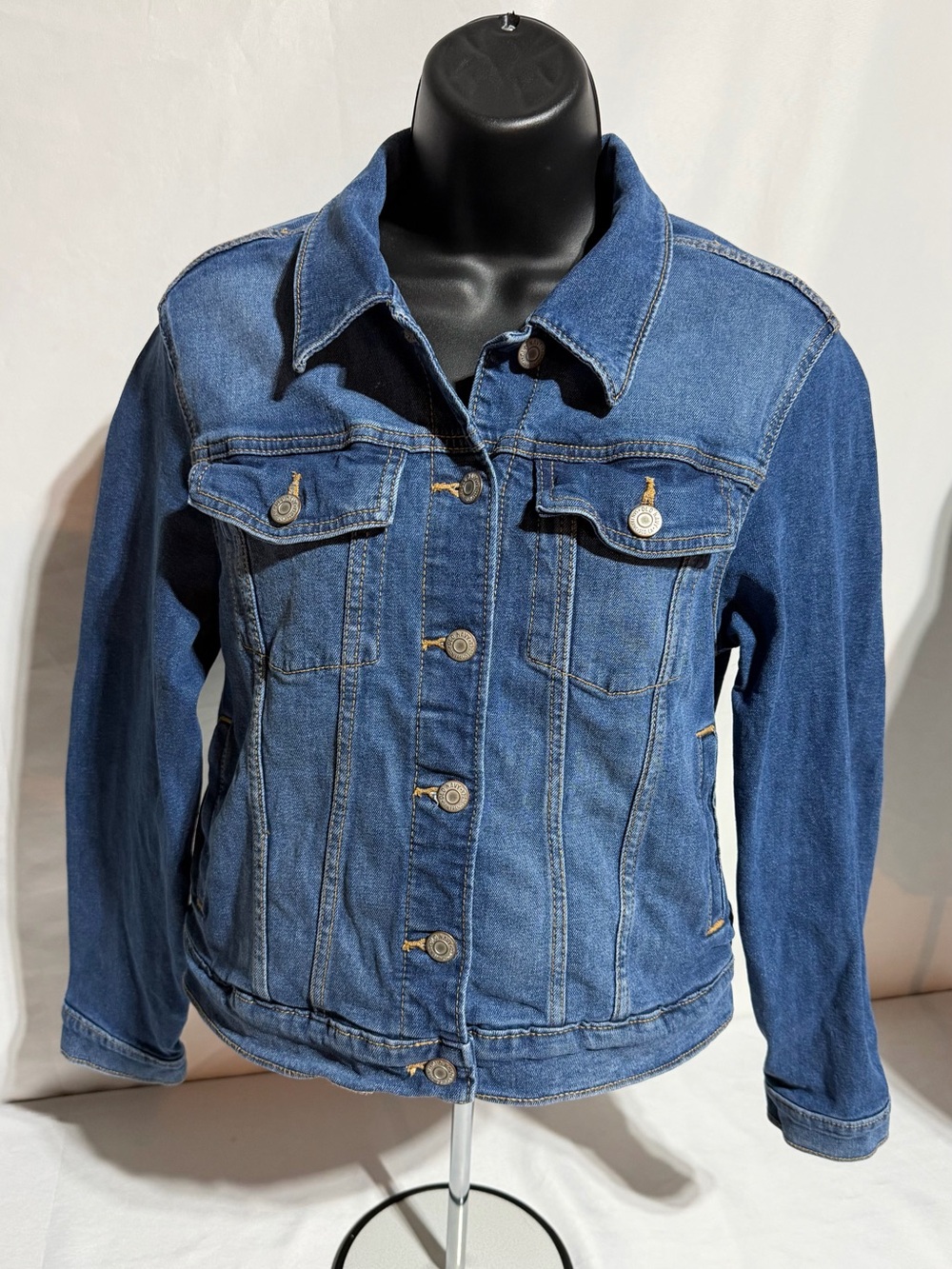 Old Navy Girls Denim Jean Jacket Size XXL 18 Medium Wash Button Front Trucker